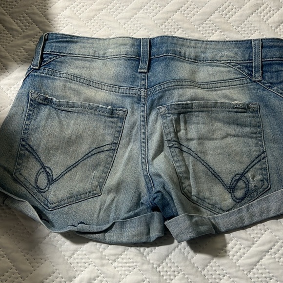 Bebe Jean short size 25 - Picture 2 of 2